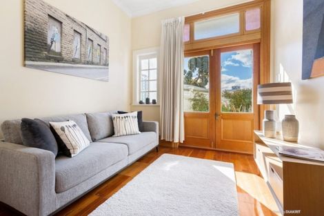 Photo of property in 29 Hobson Crescent, Thorndon, Wellington, 6011