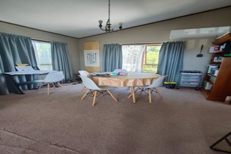 Photo of property in 34 Sartors Avenue, Northcross, Auckland, 0630