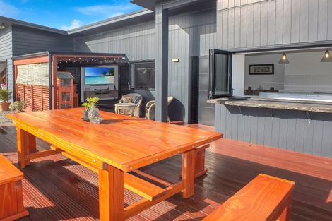 Photo of property in 20 Forbes Road, Foxton Beach, Foxton, 4815