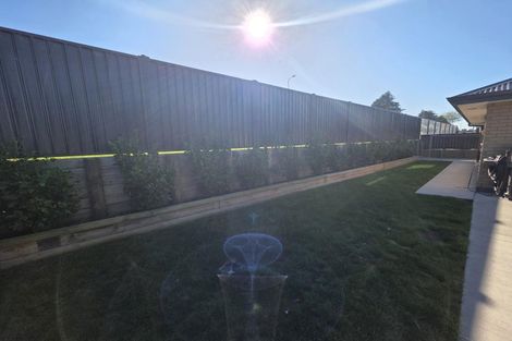 Photo of property in 15 Royal Oak Crescent, Holmes Hill, Oamaru, 9401