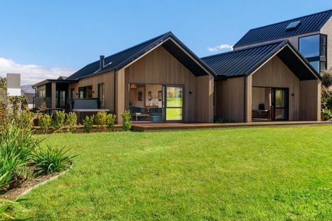 Photo of property in 9 Arran Lane, Jacks Point, Queenstown, 9371