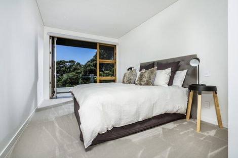 Photo of property in 21 Whitby Crescent, Mairangi Bay, Auckland, 0630