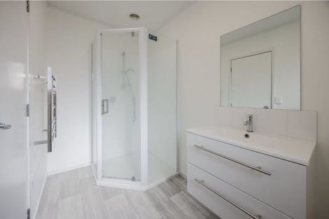 Photo of property in 8 Trosk Place, Waiuku, 2123