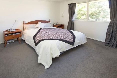 Photo of property in 51 Donald Street, Stanmore Bay, Whangaparaoa, 0932