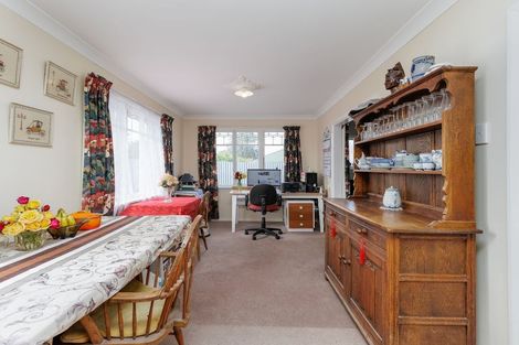 Photo of property in 58 Rhodes Street, Waimate, 7924