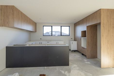 Photo of property in 39 Mehrtens Crescent, Woodend, 7691