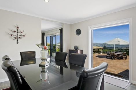 Photo of property in 34 Piro Place, Acacia Bay, Taupo, 3385