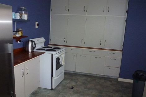 Photo of property in 6 Franklin Avenue, Hokowhitu, Palmerston North, 4410