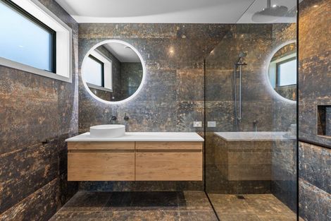 Photo of property in 1 Campbell Road, Wanaka, 9305