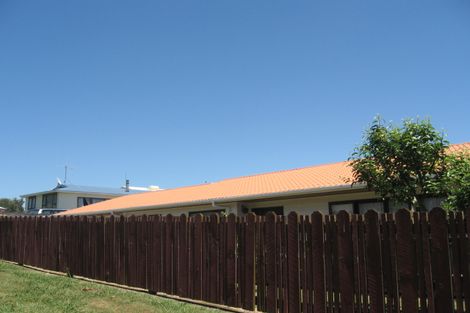 Photo of property in 12 Otimi Street, Maketu, Te Puke, 3189