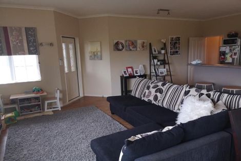 Photo of property in 11 Coventry Close, Ascot Park, Porirua, 5024