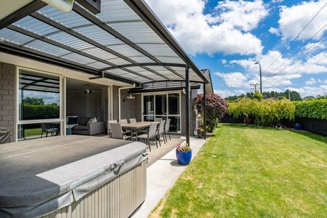 Photo of property in 1 Ruske Place, Grandview Heights, Hamilton, 3200