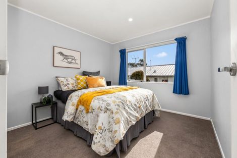 Photo of property in 8 Hicks Close, Whitby, Porirua, 5024