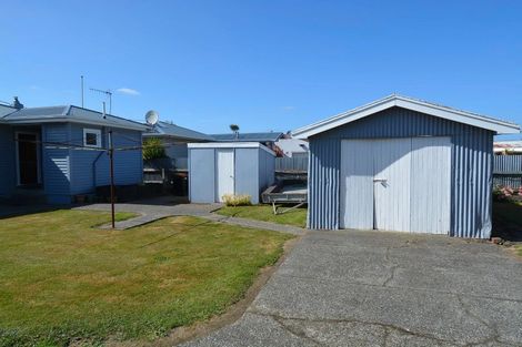 Photo of property in 16 Fraser Street, Waikiwi, Invercargill, 9810
