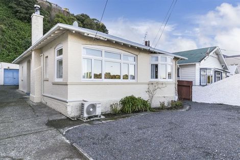 Photo of property in 12 Wellington Road, Hataitai, Wellington, 6021