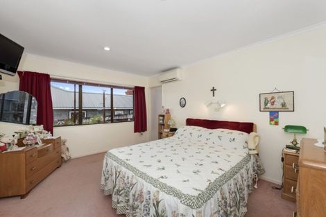 Photo of property in 7 Silhouette Way, Western Heights, Hamilton, 3200