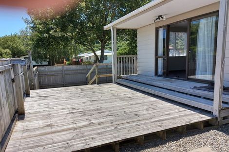 Photo of property in 62a Gemstone Drive, Birchville, Upper Hutt, 5018