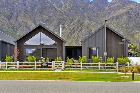 Photo of property in 10 Taurus Lane, Jacks Point, 9371