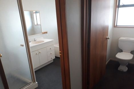 Photo of property in 1 Owens Terrace, Upper Riccarton, Christchurch, 8041