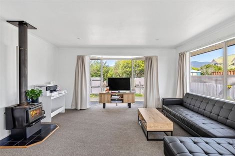 Photo of property in 30 Feary Crescent, Takaka, 7110