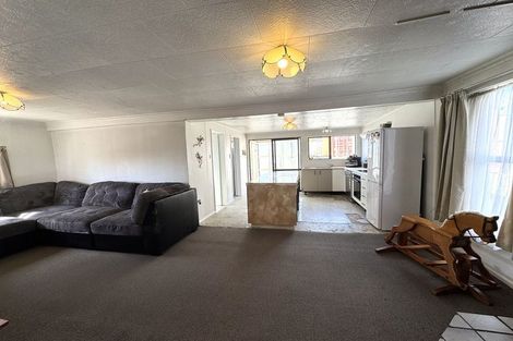 Photo of property in 82 Salcombe Street, Kaitangata, 9210