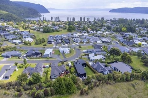 Photo of property in 11 Bodes Lane, Kinloch, Taupo, 3377