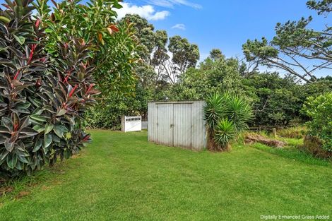 Photo of property in 125 Rehutai Road, Baylys Beach, Dargaville, 0377