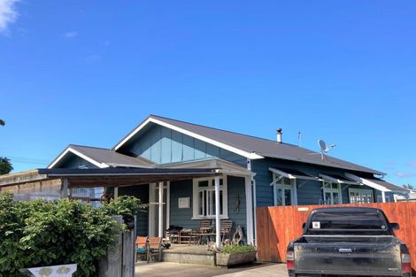 Photo of property in 13 Hutchins Street, Waitara, 4320