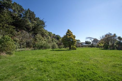 Photo of property in 8 Aratoro Place, Mount Pleasant, Christchurch, 8081