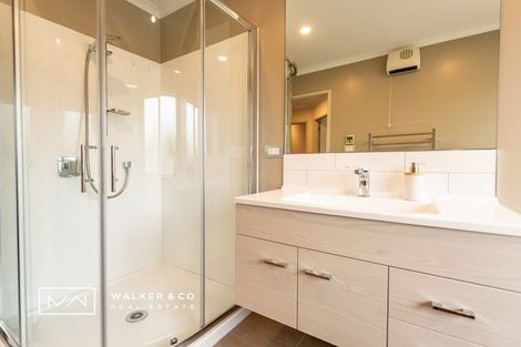 Photo of property in 33 Hildreth Street, Trentham, Upper Hutt, 5018