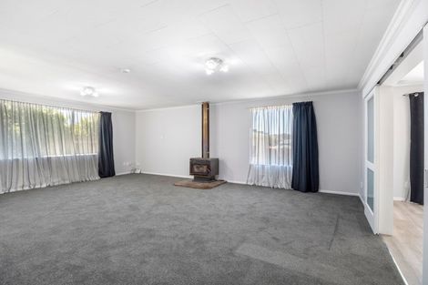 Photo of property in 37 Awamoa Road, Holmes Hill, Oamaru, 9401