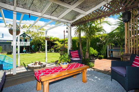 Photo of property in 2 Central Street, Whataupoko, Gisborne, 4010