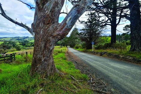 Photo of property in 68 Cemetery Road, Wainui, Silverdale, 0992