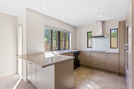 Photo of property in 65 Wallace Road, Mangere Bridge, Auckland, 2022