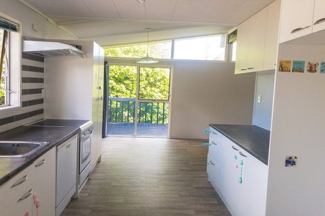 Photo of property in 101 Archmillen Avenue, Pakuranga Heights, Auckland, 2010