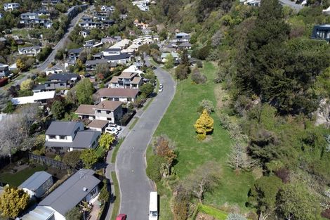 Photo of property in 8 Aratoro Place, Mount Pleasant, Christchurch, 8081