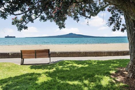 Photo of property in 105 Tamaki Drive, Mission Bay, Auckland, 1071