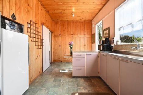 Photo of property in 110 Foster Road, Temple View, Hamilton, 3290