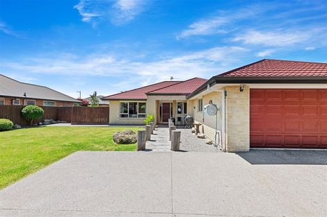 Photo of property in 11 Gainsborough Court, Rolleston, 7614