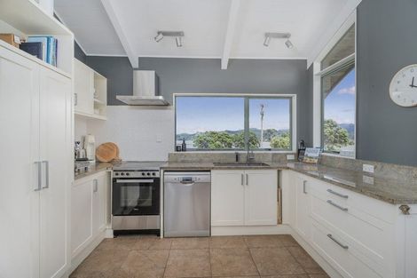 Photo of property in 56 Paku Drive, Tairua, 3508