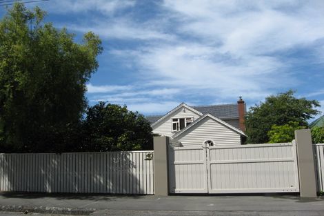 Photo of property in 40 Garden Road, Merivale, Christchurch, 8014