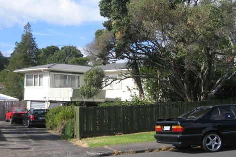 Photo of property in 63 Moore Street, Hillcrest, Auckland, 0627