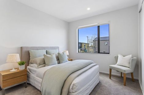 Photo of property in 1 Tana Way, Manurewa, Auckland, 2102