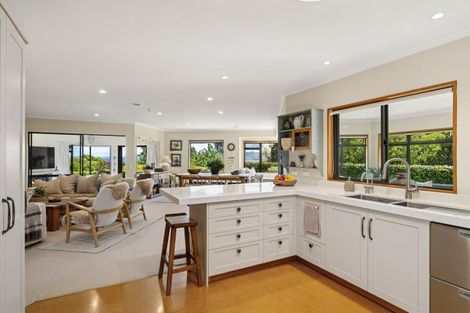 Photo of property in 22 Fairview Terrace, Waipahihi, Taupo, 3330