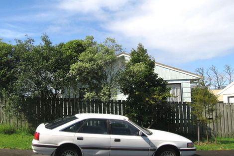 Photo of property in 38 Riserra Drive, Ranui, Auckland, 0612