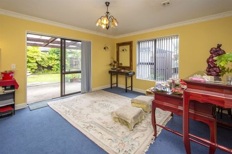 Photo of property in 41 Karnak Crescent, Russley, Christchurch, 8042