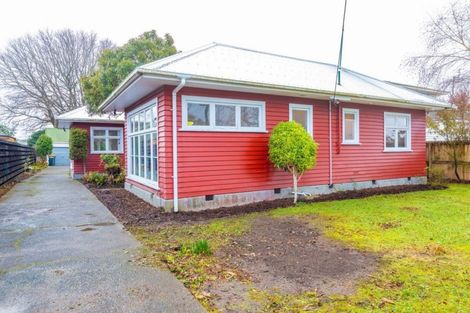 Photo of property in 14 Alpha Avenue, Strowan, Christchurch, 8052
