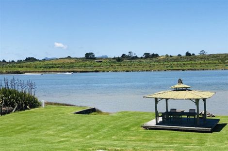 Photo of property in 249 Cove Road, Waipu, 0582