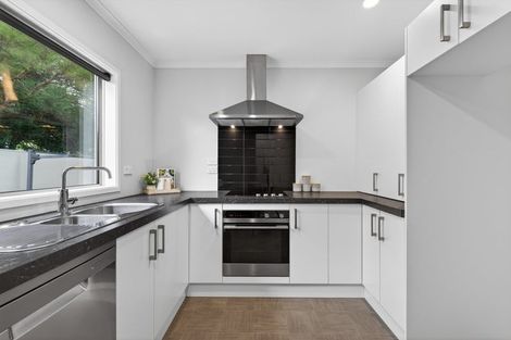 Photo of property in 217 Edgeware Road, Edgeware, Christchurch, 8013