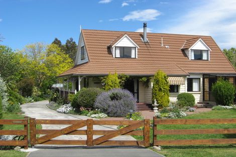 Photo of property in 24 Osborne Road, Amberley, 7410